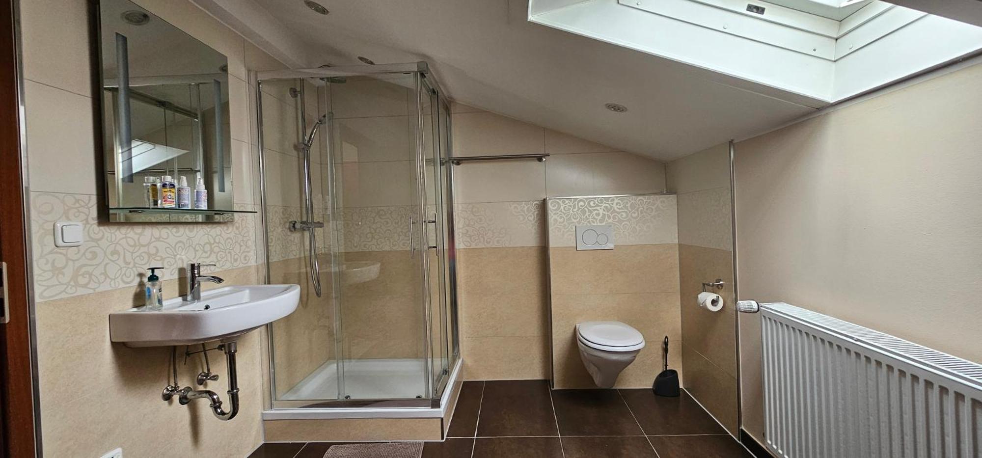 Schoene Zimmer Am Langenselbolder Dreieck A 45 A 66 Neuberg Exterior foto
